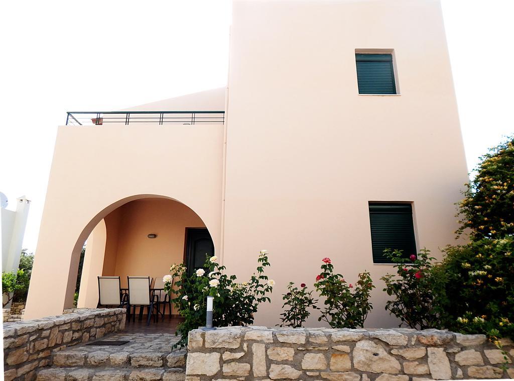 Villa Eleni Asprouliánoi Exterior photo